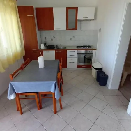 Classic One Bedroom With Terrace And Sea View Apartamento *